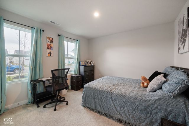 2751 Sand Hollow Drive, Lebanon, IN 46052