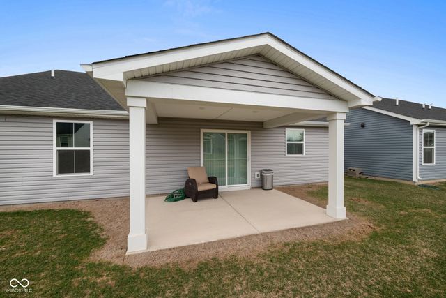 2751 Sand Hollow Drive, Lebanon, IN 46052