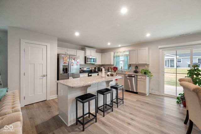 2751 Sand Hollow Drive, Lebanon, IN 46052