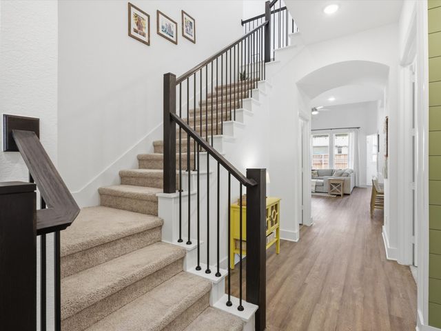 4704 Aubrey Parkway, Aubrey, TX 76227