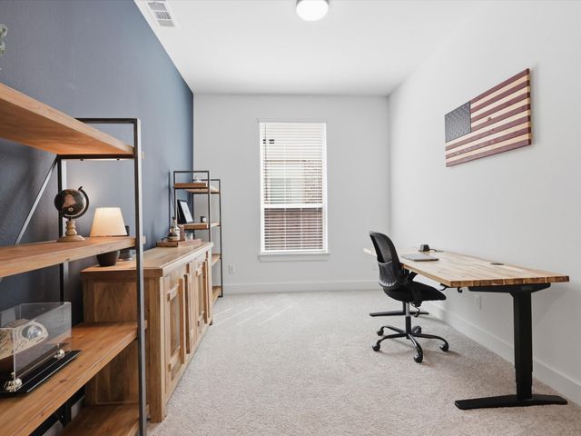 4704 Aubrey Parkway, Aubrey, TX 76227