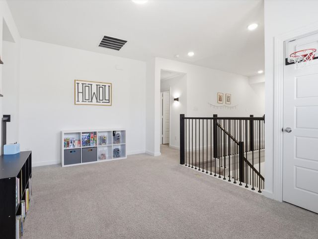 4704 Aubrey Parkway, Aubrey, TX 76227