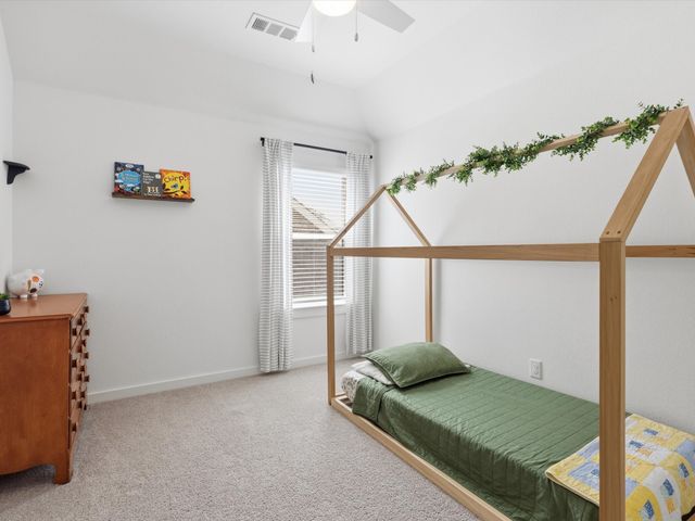 4704 Aubrey Parkway, Aubrey, TX 76227