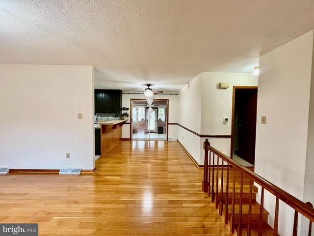 17824 GREENTREE LN, Hagerstown, MD 21740