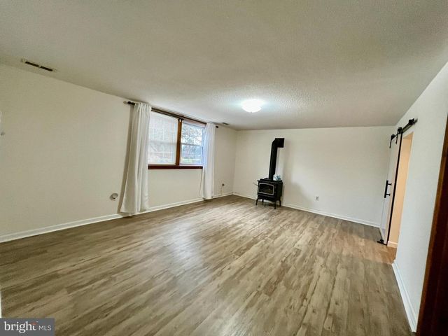 17824 GREENTREE LN, Hagerstown, MD 21740