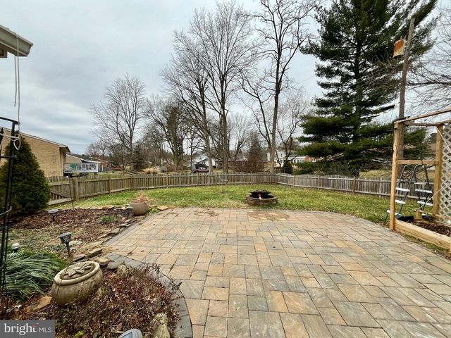 17824 GREENTREE LN, Hagerstown, MD 21740