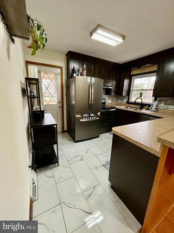 17824 GREENTREE LN, Hagerstown, MD 21740