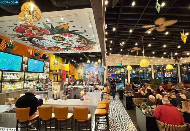 98 Sylvia Dr, Pleasant Hill, CA 94523