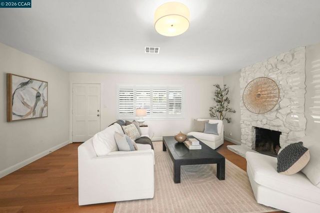 98 Sylvia Dr, Pleasant Hill, CA 94523