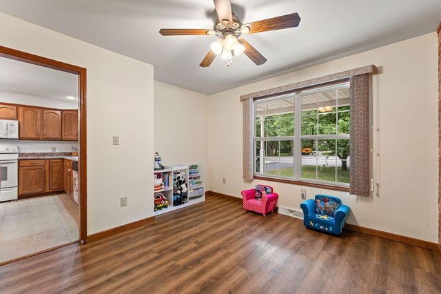 7459 Spring Court, Demotte, IN 46310