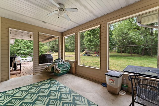 7459 Spring Court, Demotte, IN 46310