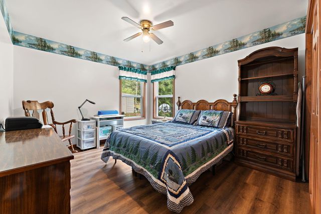 7459 Spring Court, Demotte, IN 46310