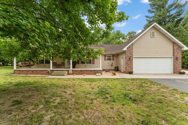7459 Spring Court, Demotte, IN 46310