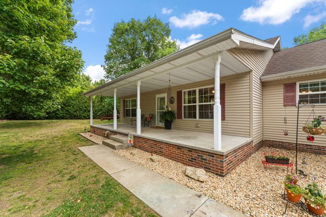 7459 Spring Court, Demotte, IN 46310