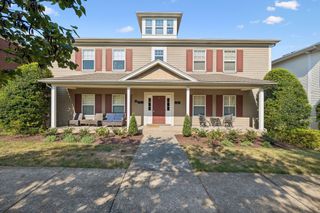 1017 Park Run Dr, Franklin, TN 37067