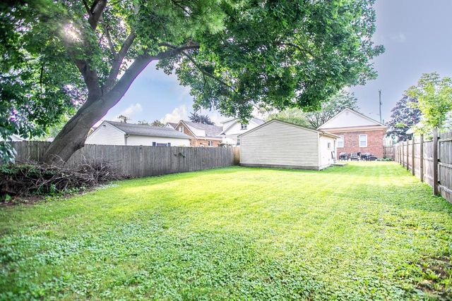 2426 73rd STREET, Kenosha, WI 53143