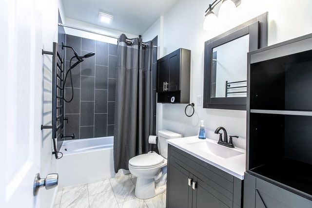 2426 73rd STREET, Kenosha, WI 53143