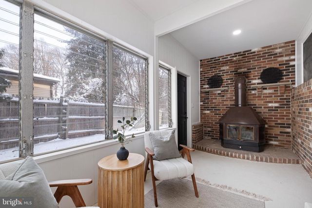 921 FLORA LN, Boothwyn, PA 19061