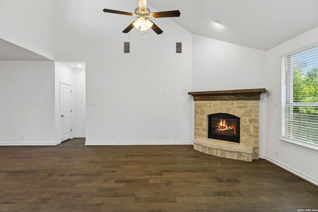 121 Cimarron Crk, Boerne, TX 78006