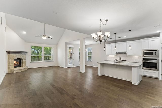 121 Cimarron Crk, Boerne, TX 78006