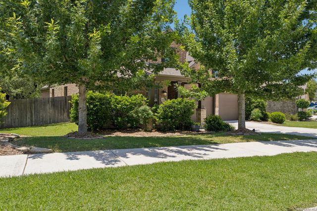 121 Cimarron Crk, Boerne, TX 78006