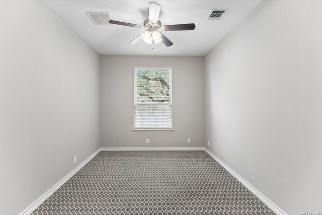 121 Cimarron Crk, Boerne, TX 78006
