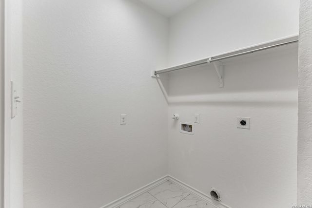 121 Cimarron Crk, Boerne, TX 78006