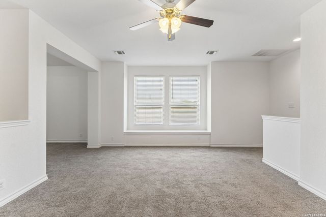 121 Cimarron Crk, Boerne, TX 78006