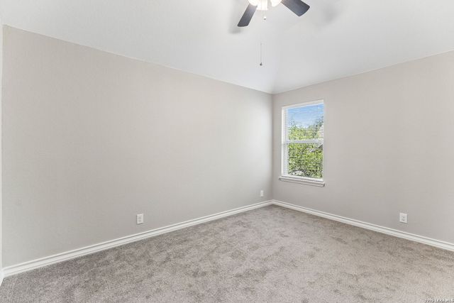 121 Cimarron Crk, Boerne, TX 78006
