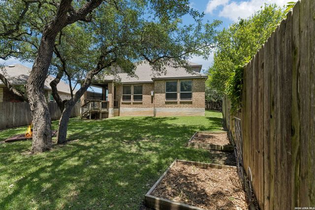 121 Cimarron Crk, Boerne, TX 78006