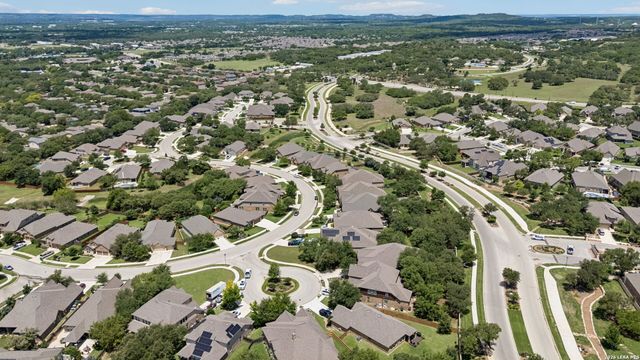 121 Cimarron Crk, Boerne, TX 78006
