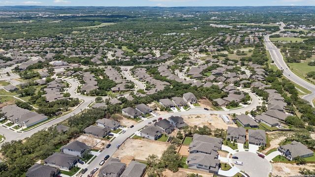 121 Cimarron Crk, Boerne, TX 78006