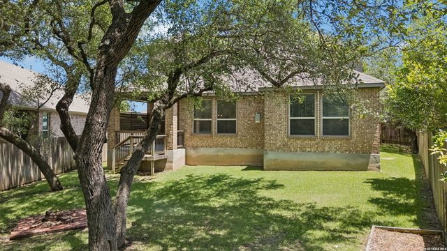 121 Cimarron Crk, Boerne, TX 78006