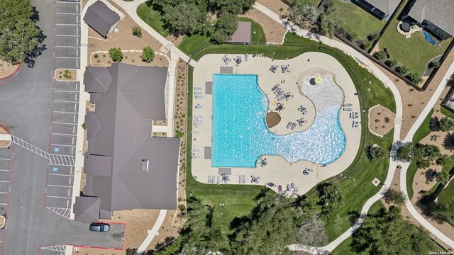 121 Cimarron Crk, Boerne, TX 78006