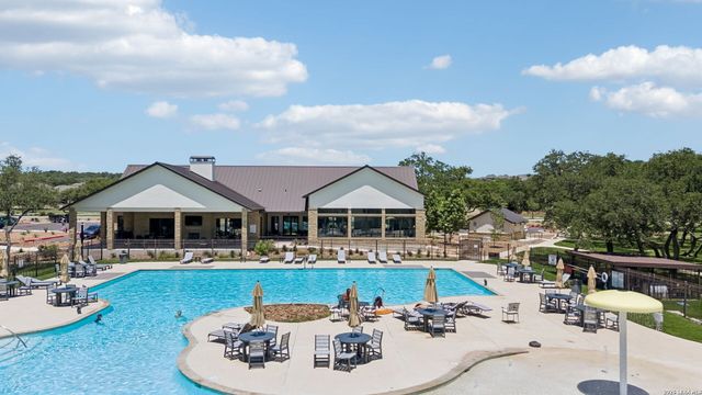 121 Cimarron Crk, Boerne, TX 78006