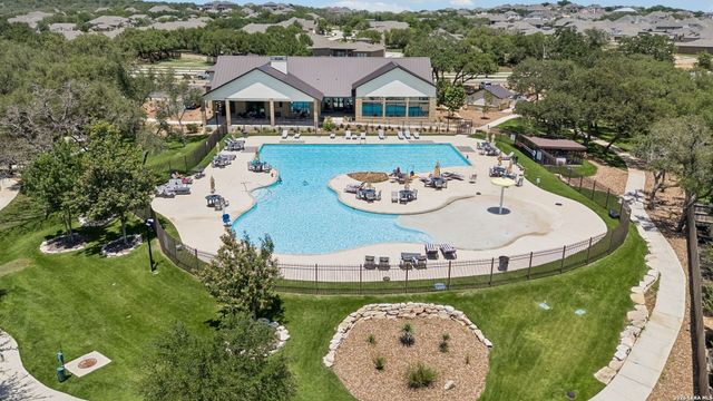 121 Cimarron Crk, Boerne, TX 78006