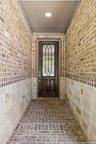 121 Cimarron Crk, Boerne, TX 78006