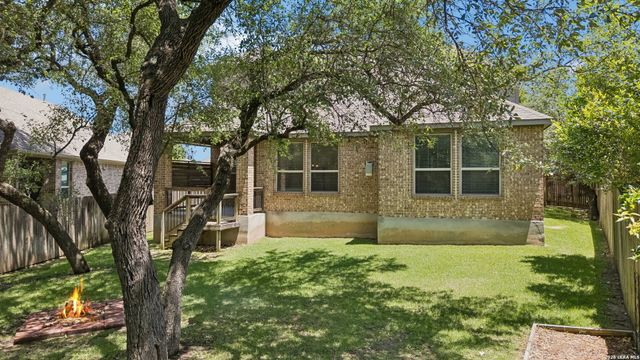 121 Cimarron Crk, Boerne, TX 78006