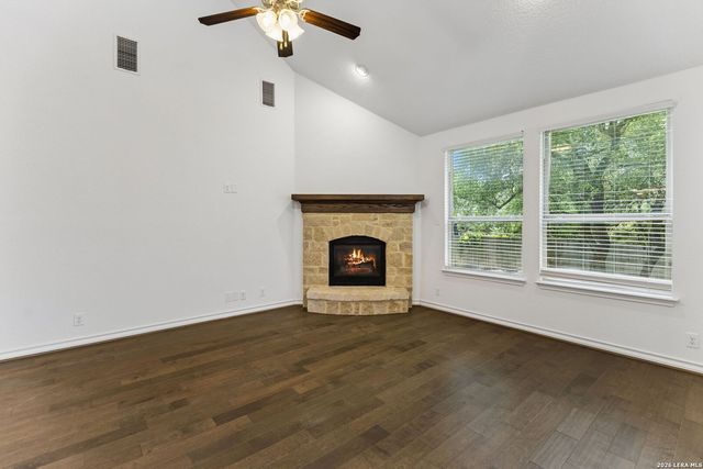121 Cimarron Crk, Boerne, TX 78006