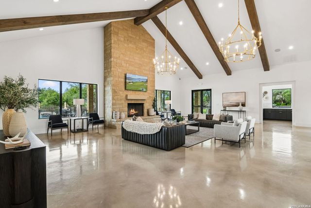 121 Cimarron Crk, Boerne, TX 78006