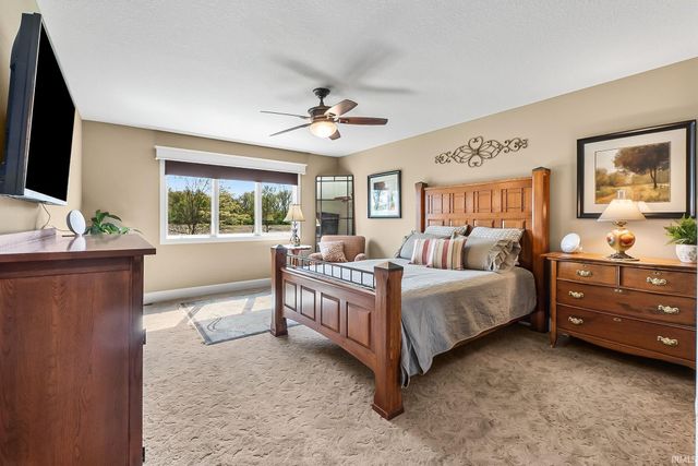 18736 Roselle Cove, Auburn, IN 46706