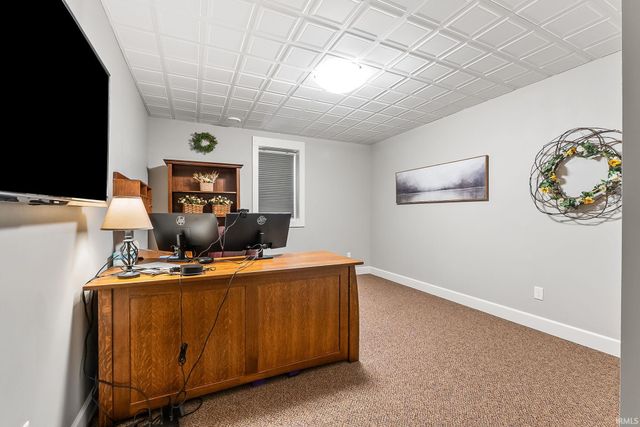 18736 Roselle Cove, Auburn, IN 46706