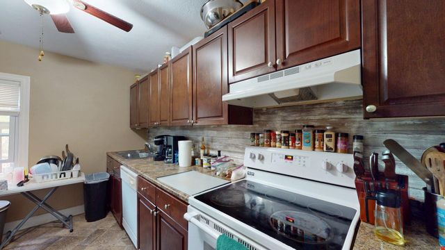 138 Main Street, Somers, CT 06071