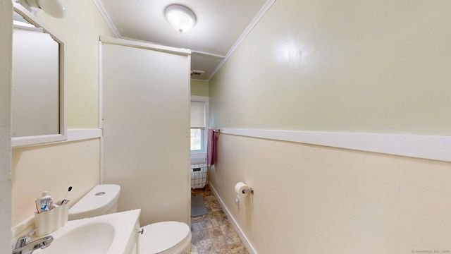 138 Main Street, Somers, CT 06071