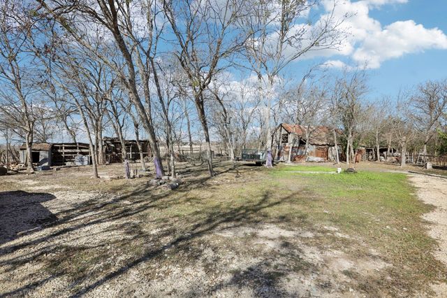 2001 Goforth RD, Kyle, TX 78640