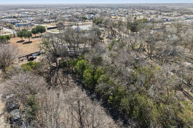 2001 Goforth RD, Kyle, TX 78640