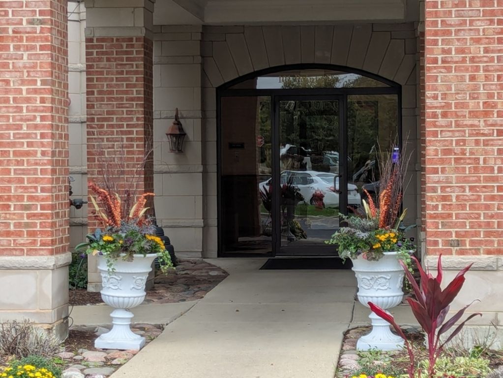 101 Pointe Drive 203, Northbrook, IL 60062 — photo 2