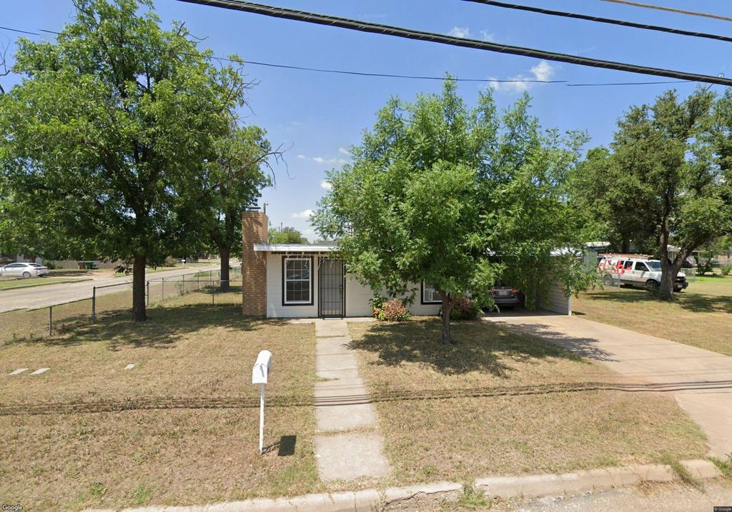 Image 1 of property listing at 1103 N Garfield Street, San Angelo, TX 76901