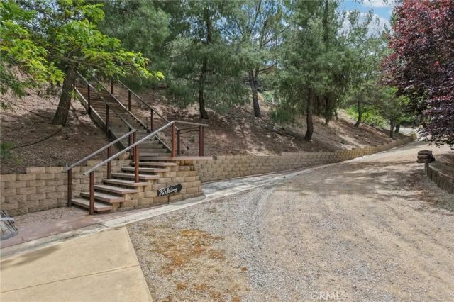41225 Hacienda Drive, Murrieta, CA 92562