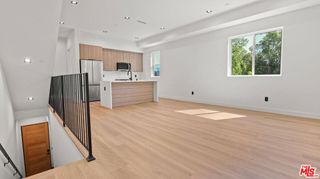 10842 Peach Grove Street AA, North Hollywood, CA 91601